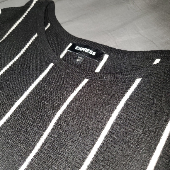 Express Stripe Batwing Bat Wing Sweater Black - Picture 2 of 4